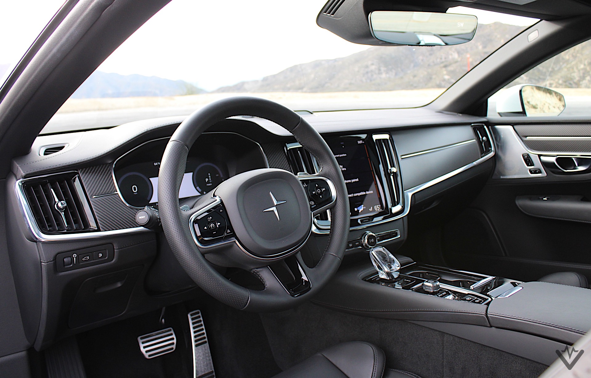 2021 Polestar 1 dash 02