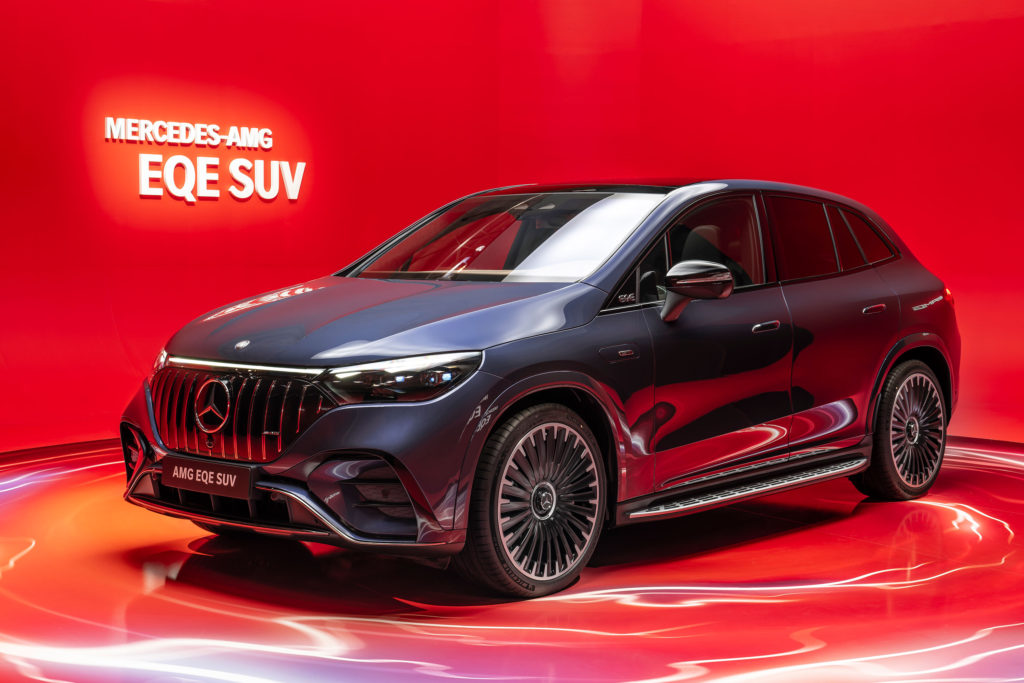 2023 Mercedes AMG EQE SUV 21