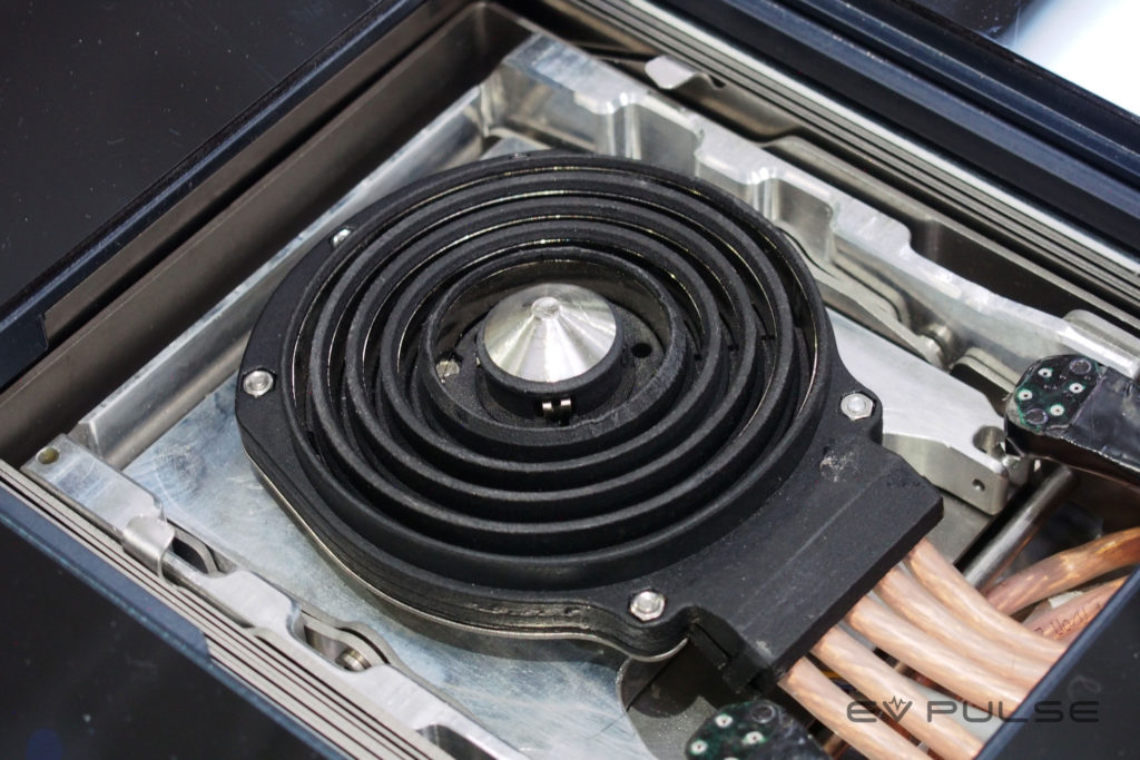 Continental Automated EV Charging 04