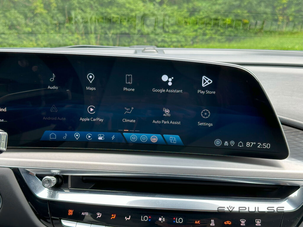 2024 Cadillac Lyriq RWD Luxury 3 46